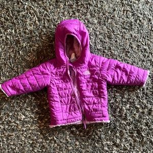 The North Face Infant Girls' Mossbud Swirl Full-Zip Reversible jacket 6-12m